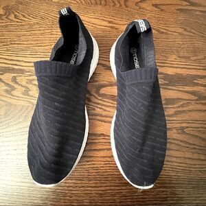 TIOSEBON navy diagonal weave very comfortable slip ons size 40 9 new